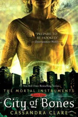City of Bones (The Mortal Instruments, Book 1) - Paperback - GOOD